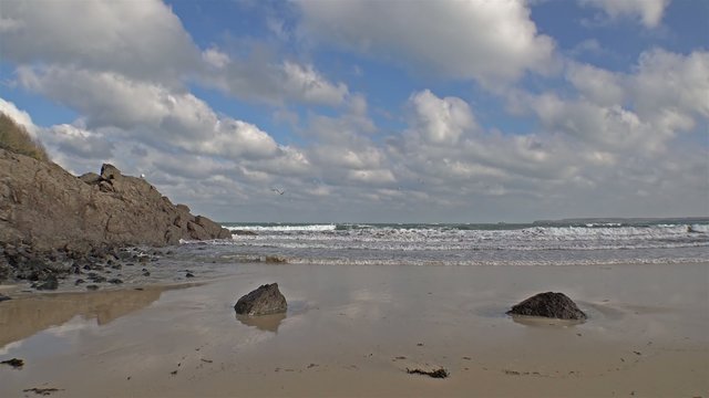 Waves breaking at Kynance Cove - Cornwall - England