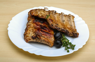 Roasted pork ribs