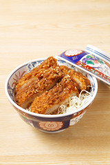 ソースカツ丼