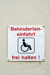 Behinderteneinfahrt