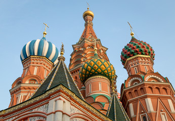 Fototapeta na wymiar St Basils cathedral on Red Square in Moscow