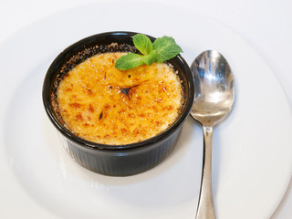 Creme brulee with vanilla pod