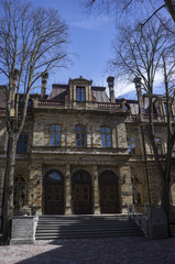 Fototapeta na wymiar The historical building of the Academy of Sciences of Estonia