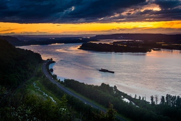 Sunset from the Vista House in Columbia River Gorge, Oregon.