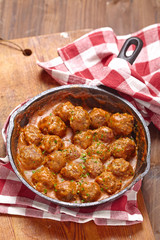 Meatballs with tomato sauce
