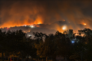 Fototapeta na wymiar Fire in San Marcos, California 2014-05-14