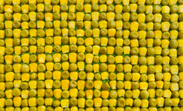 peas corn background