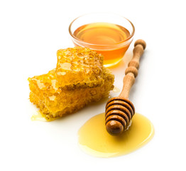 Honey with honeycomb