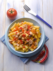 pasta with tuna tomatoes hot chili pepper and olives