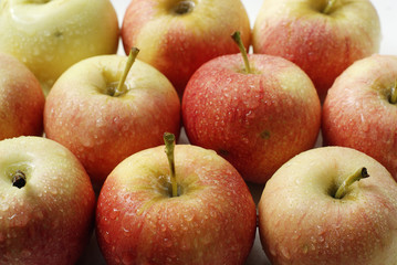 Red apples