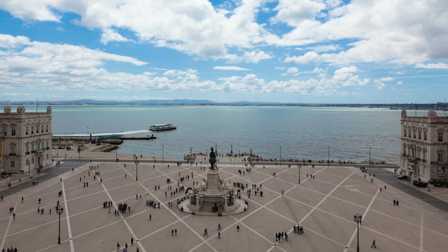 4k timelaspe of commerce square  in Lisbon  - Portugal - UHD