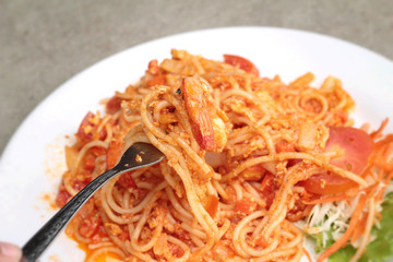 Shrimp spaghetti with sauc on dish