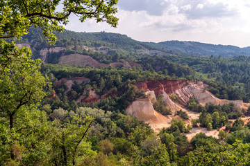 Obraz premium Beautiful summer view of Colorado Provencal - Provence, France