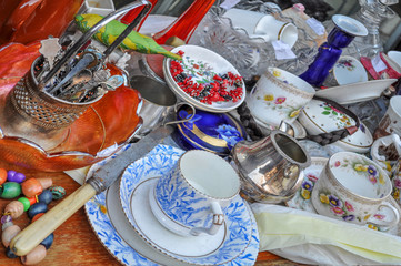 China and crockery junk