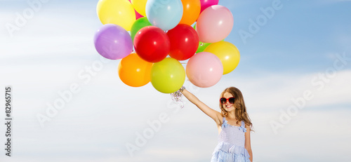 Девушка шарики радость улыбка скачать