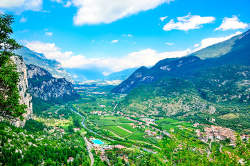 Obraz premium Panoramablick auf Arco