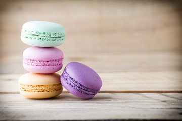 Macaroons.