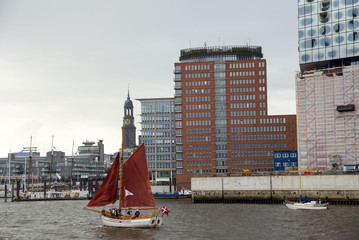 Segelboot Hamburg HafenCity