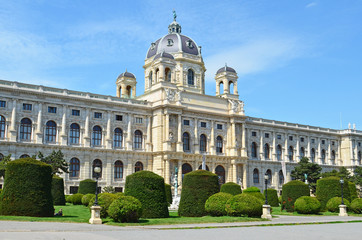 Fototapeta na wymiar Museum in Wien, Naturhistorisches Museum
