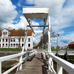 Wei&szlig;e Br&uuml;cke in T&ouml;nning