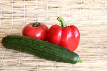 Овощи на соломе