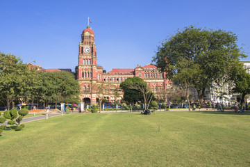 Fototapeta premium ヤンゴンの最高裁判所