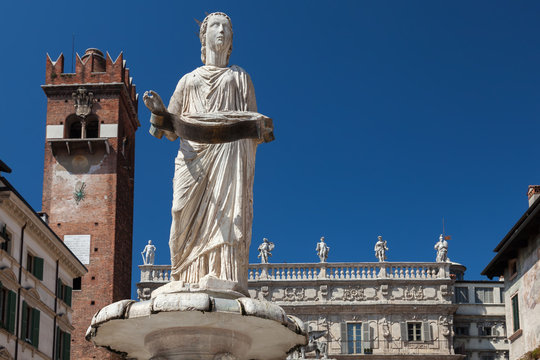 Fountain Madonna Verona