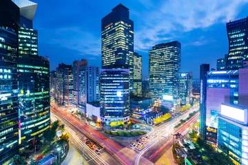 Foto auf Glas Skyline von Seoul im Stadtteil Gangnam © leungchopan