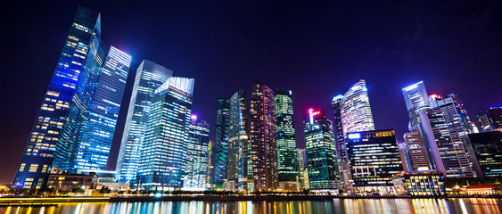 Fototapeta na wymiar Cityscape Singapore at night