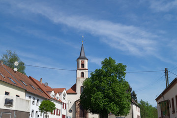 Fototapeta na wymiar Kirche in Gersheim