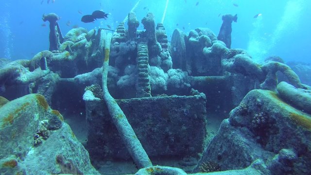 winch mechanism on shipwreck "SS Thistlegorm".  

