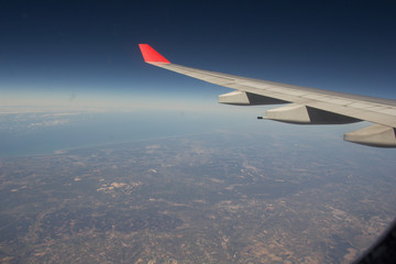 avión ala azul