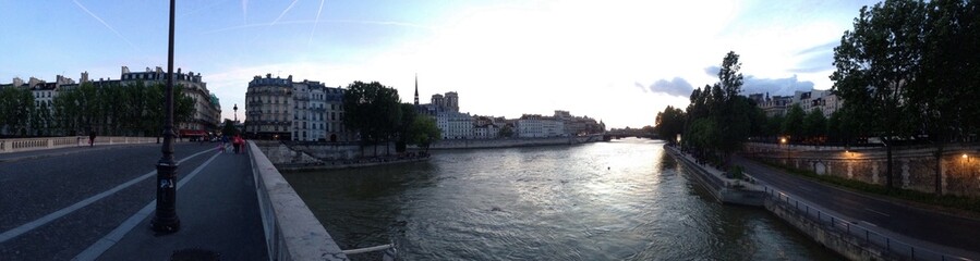 Fototapeta premium Paris panorama of 4 arrondissement with Notre Dame