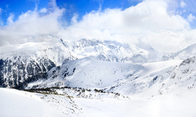 Fototapeta na wymiar Winter wonderland in mountain