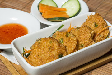 Thai fish cakes with chili sauce