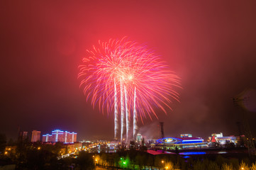праздничный салют в городе Екатеринбурге, Россия