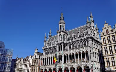 Photo sur Plexiglas Bruxelles Grand Place, Bruxelles, façades en pierre blanche. Belgique