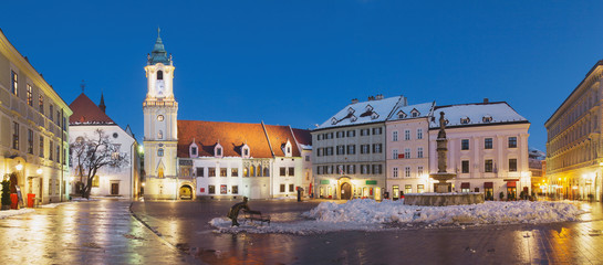 Fototapeta na wymiar Bratislava Panorama - Main Square