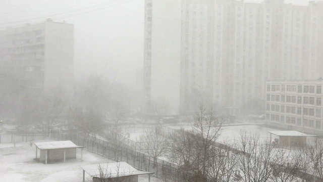 heavy snowfall in the Moscow
