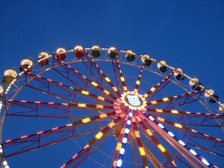 Riesenrad bei Nacht