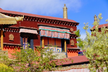 Obraz premium Red roof over balcony in Jokhang temple-Lhasa-Tibet. 1433