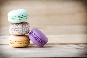 Macaroons.