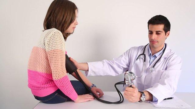 Measuring kid&acute;s blood pressure
