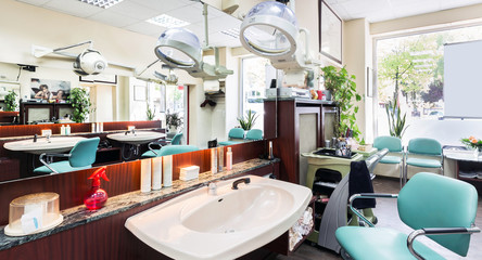 Haare schneiden Friseurarbeitsplatz