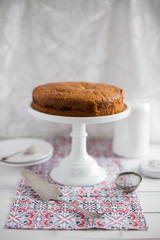 Vanilla cake with cranberries