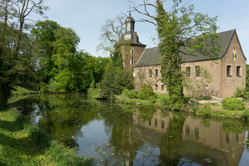 Fototapeta na wymiar Wasserschloss Tüschenbroich