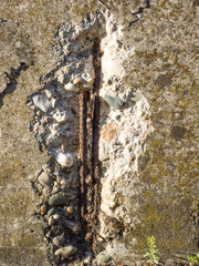 Schäden an Betonwand