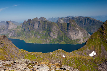 Fototapeta na wymiar Green picturesque landscape of Norway