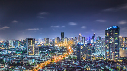 Fototapeta na wymiar View building in Thailand at night.
