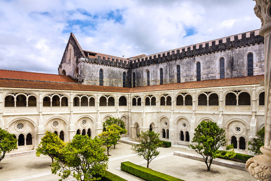 Alcobaca monastery (Mosteiro de Santa Maria de Alcobaca) is a Me